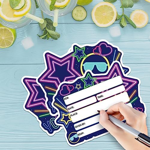 ERHACHAIJIA 15 Crazy Glow Stick Party Invitations