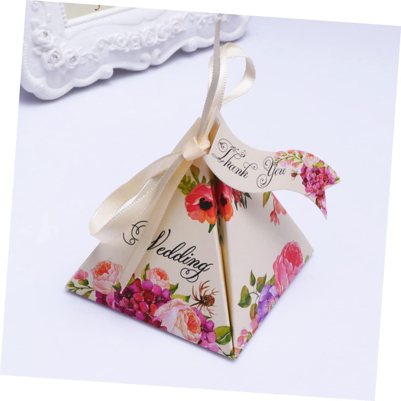 CHILDWEET 50 Pcs Pyramid Wedding Candy Boxes