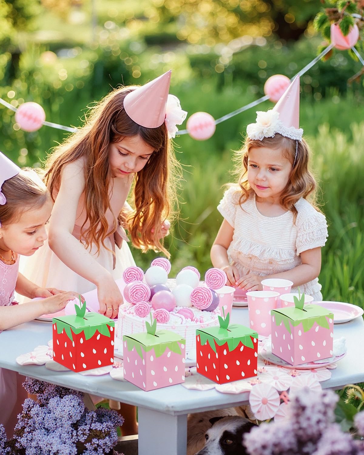 Liobelon 24 Pack Strawberry Themed Gift Boxes