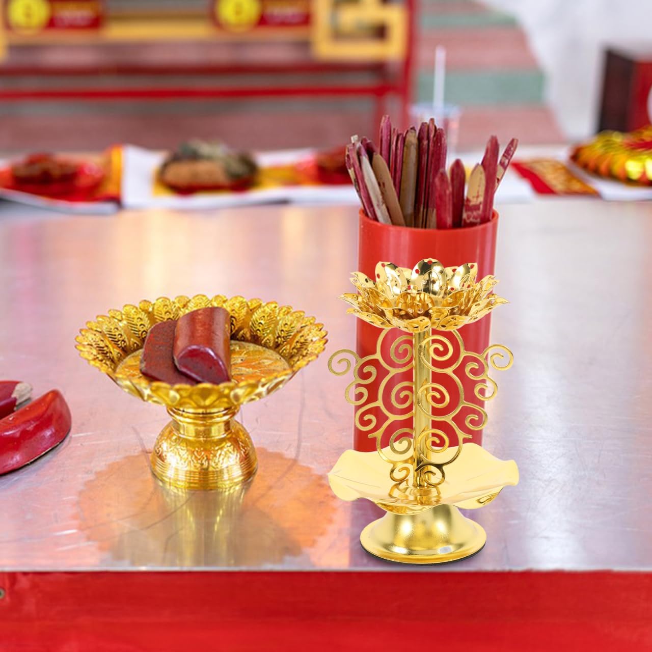 Amosfun 2pcs Golden Lotus Candle Holders for Diwali and Religious Use