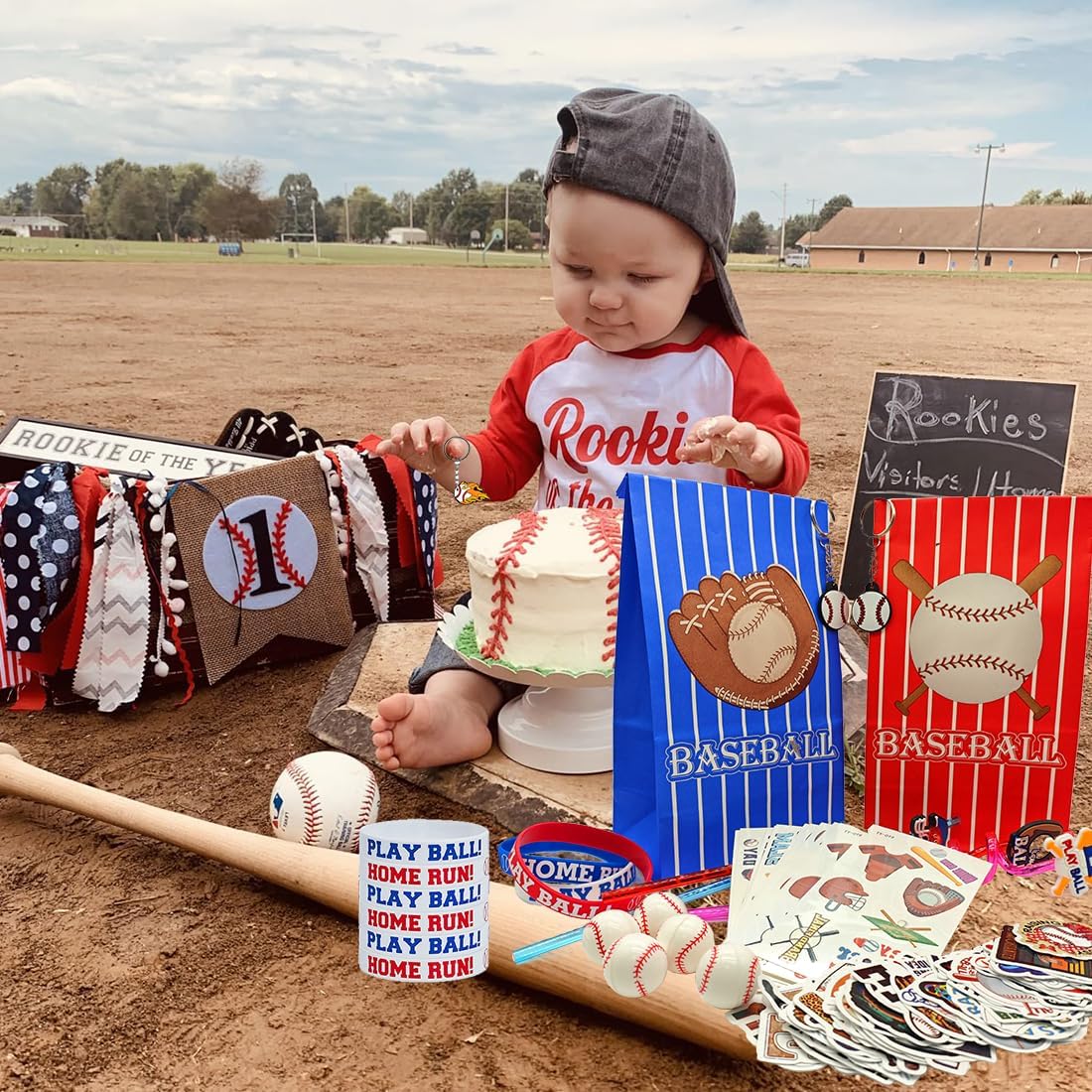 134 Pcs Baseball Party Favors Gift Set - Multi-Item Birthday Supplies
