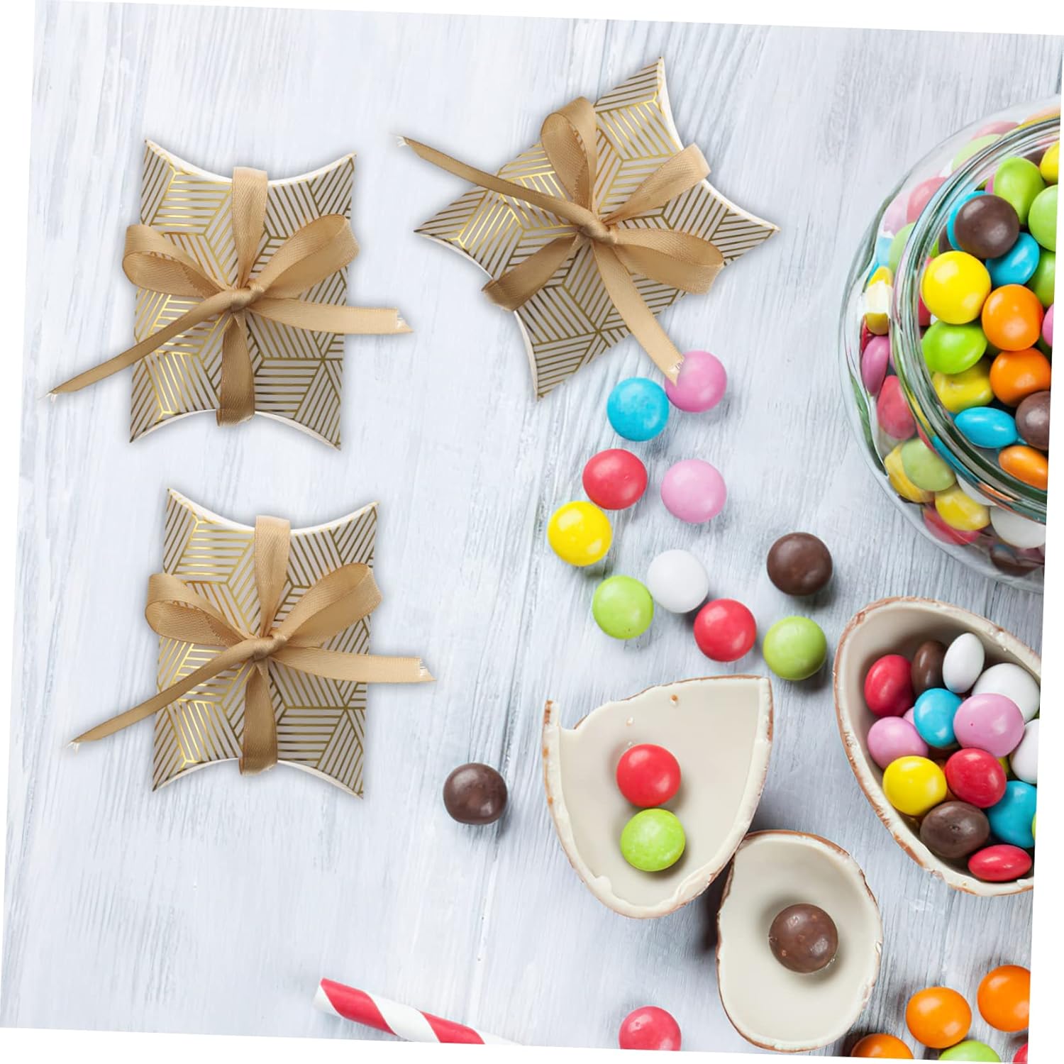 SECFOU 50PCS Small Pillow Shaped Candy Boxes