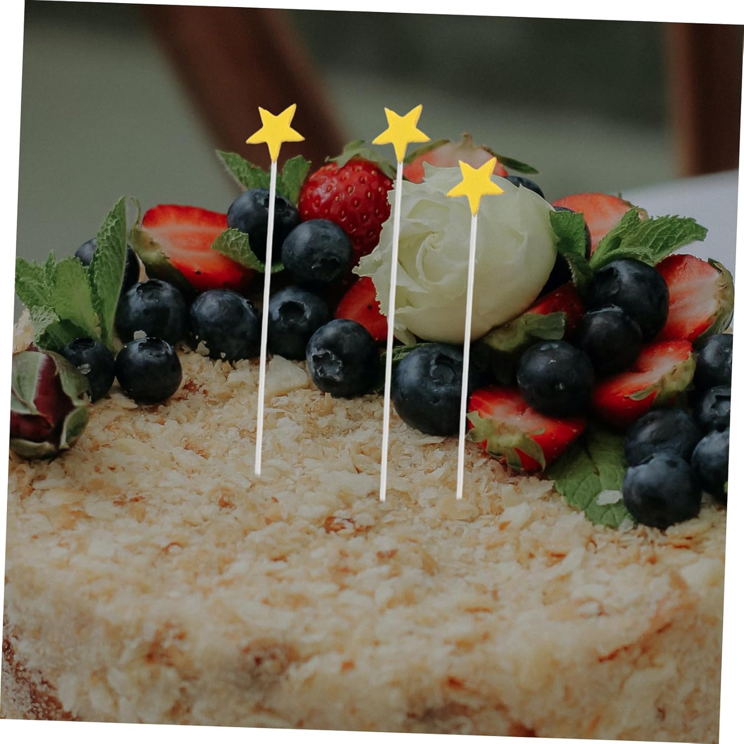 Yardwe 100Pcs Gold Star Cake Toppers Reusable Decorations