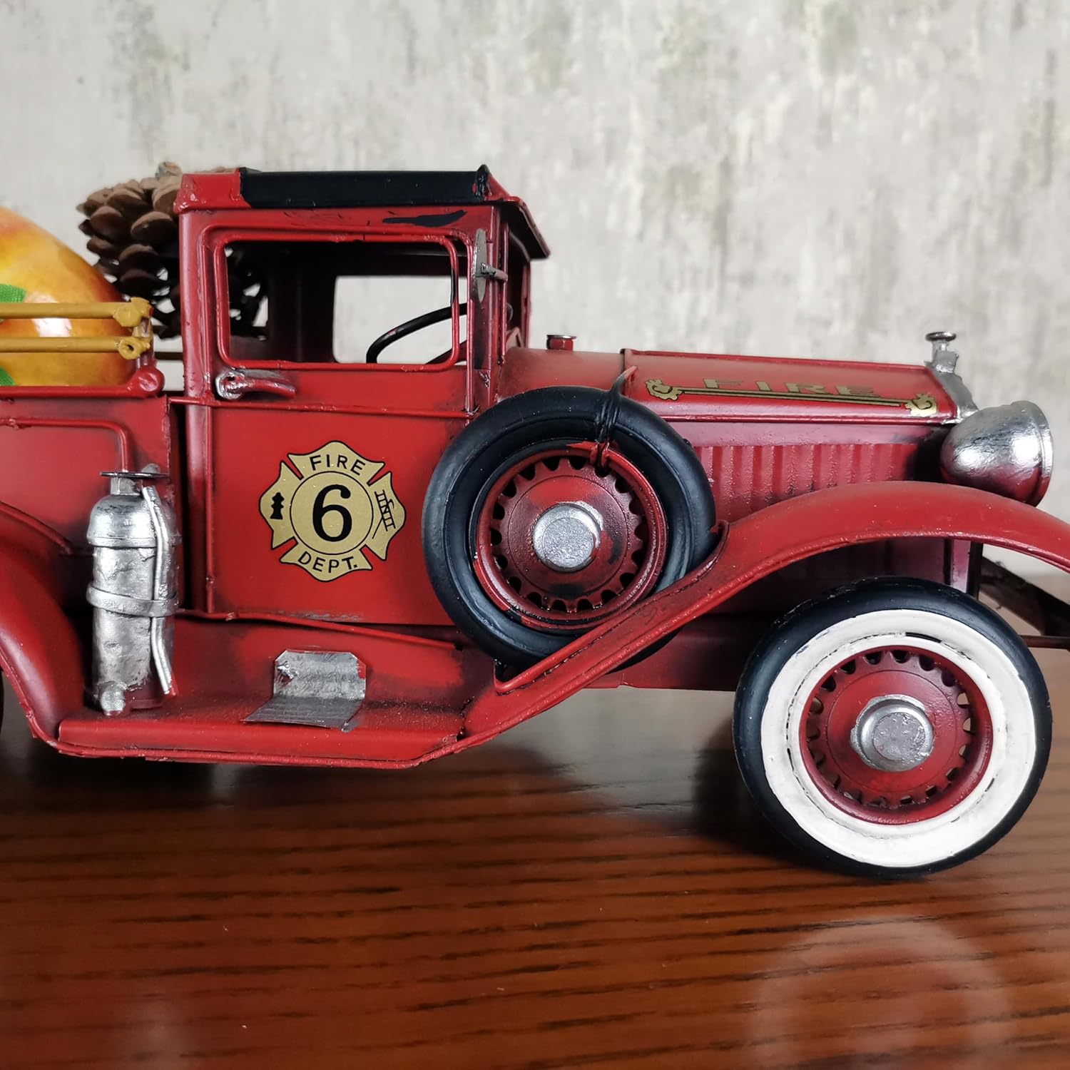 PARSAHO Vintage Red Fire Truck Model 113L