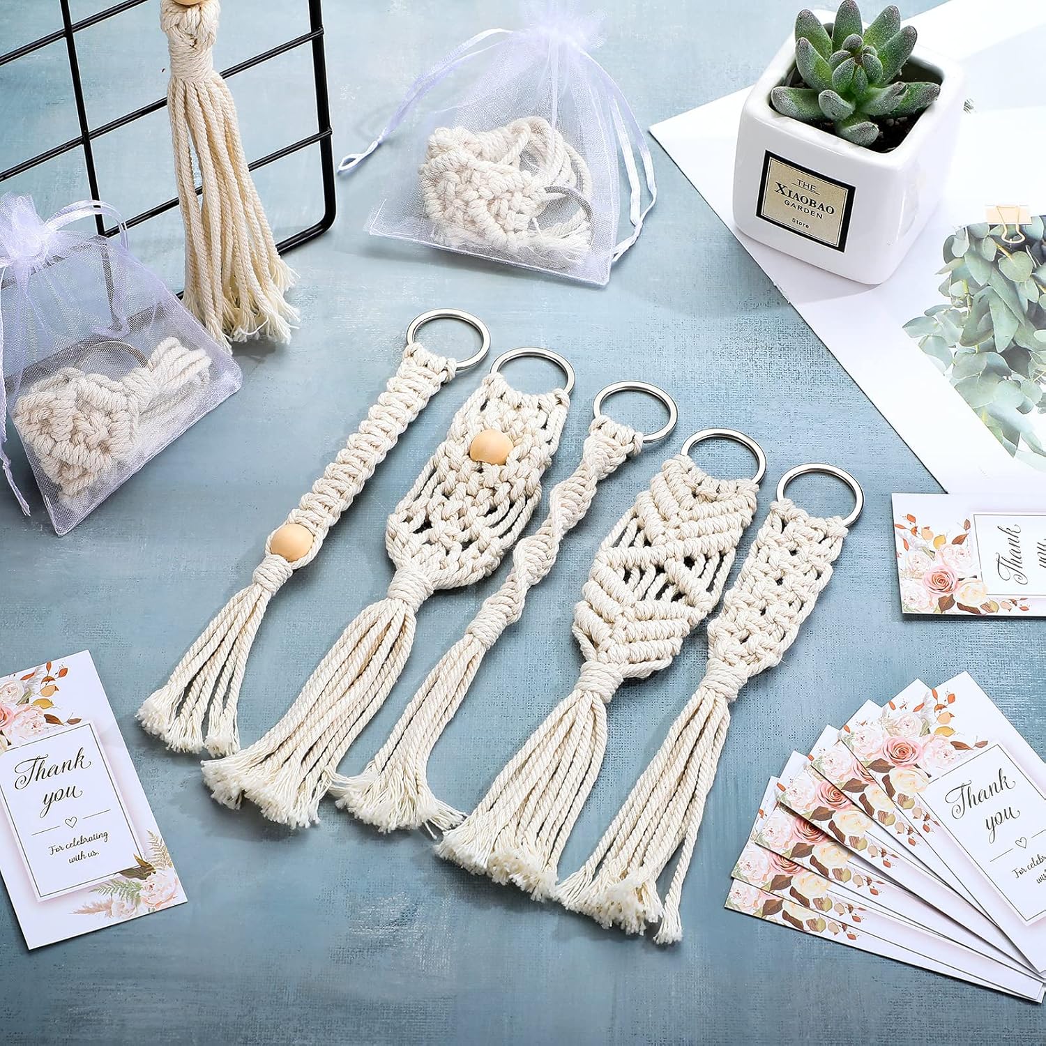 Giegxin 48 Pcs Boho Party Favor Keychains