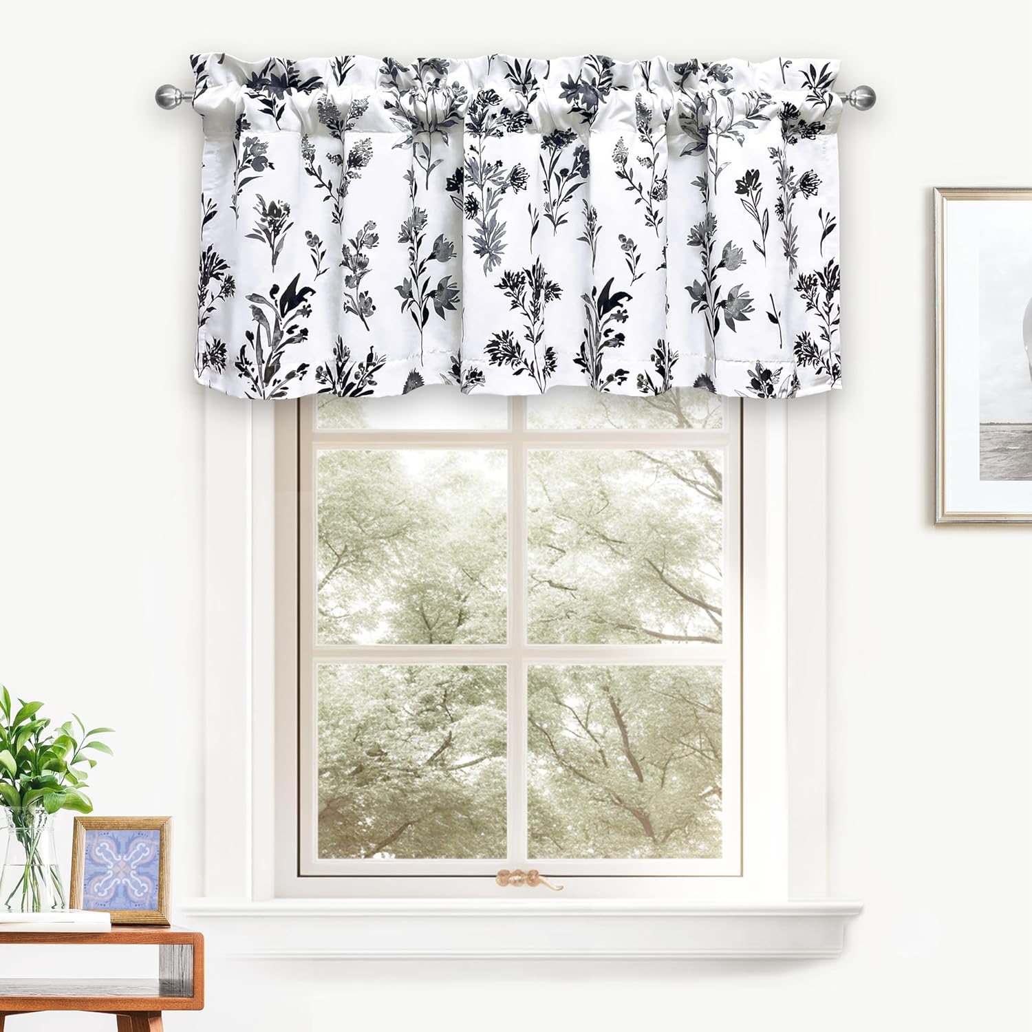 DriftAway Sylvia Floral Pattern Lined Thermal Curtains