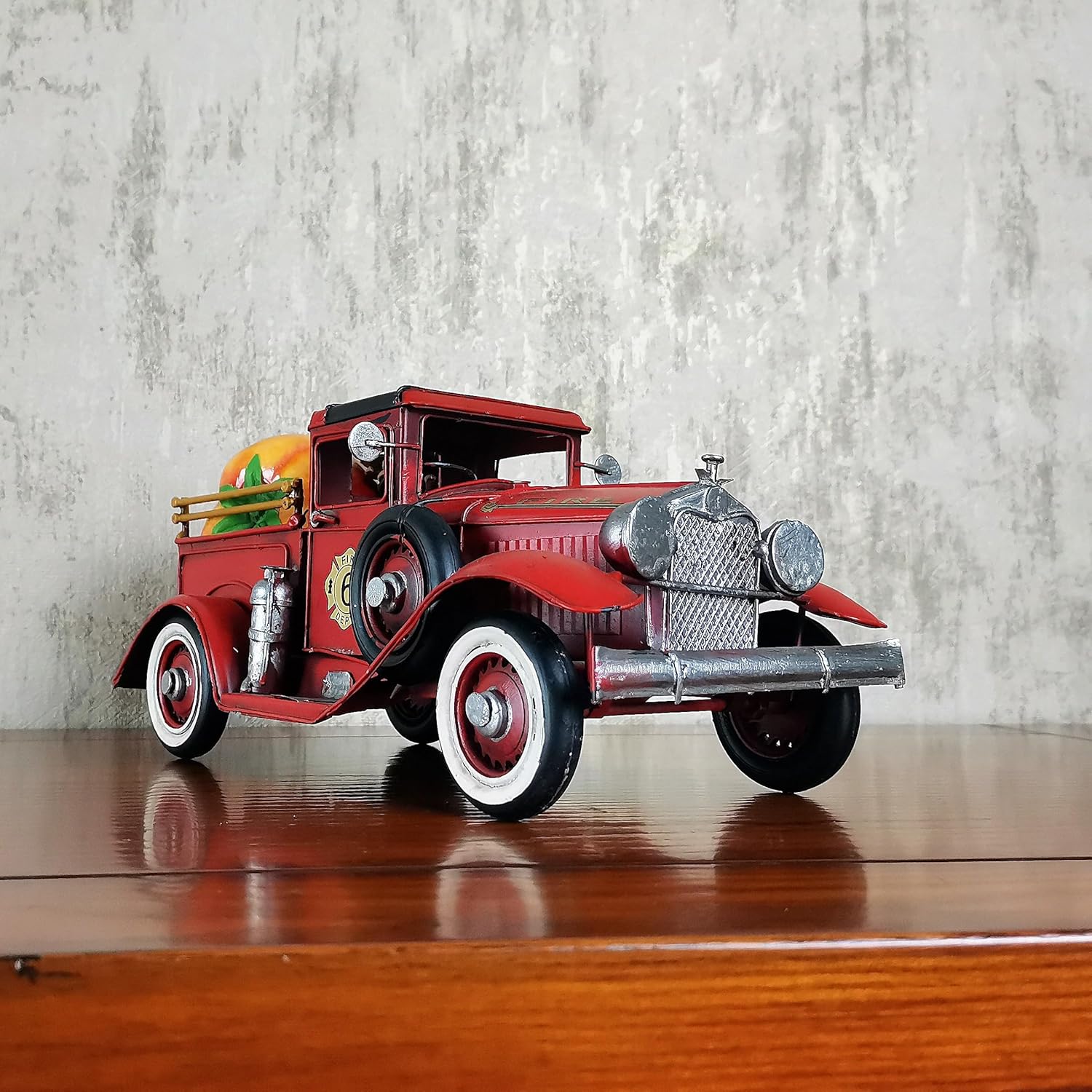 PARSAHO Vintage Red Fire Truck Model 113L